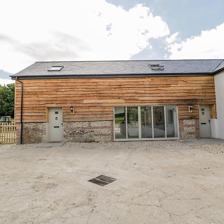 הוילה בלנדפורד פורום Threshing Barn מראה חיצוני תמונה